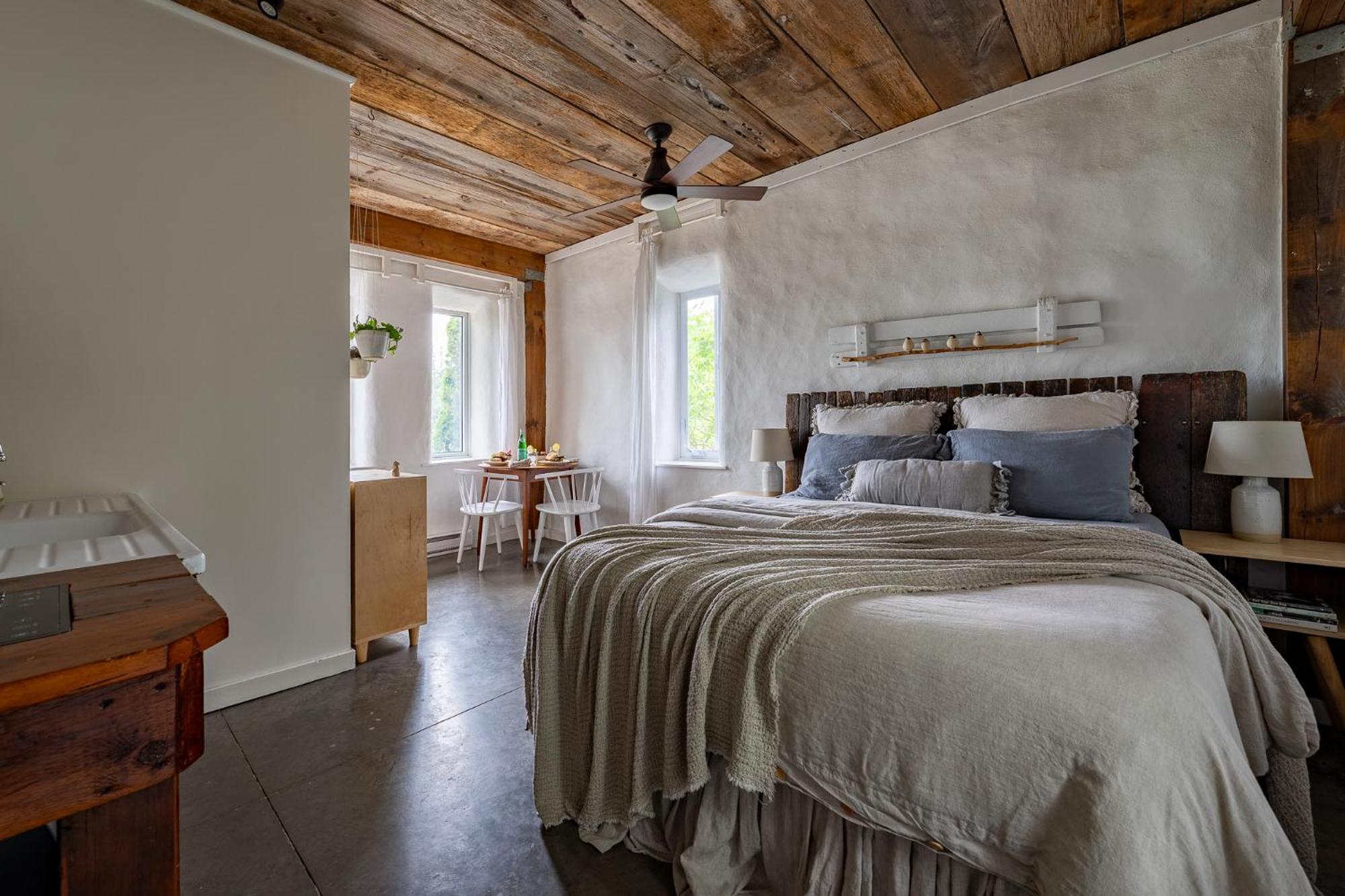 Owl's Nest 3*